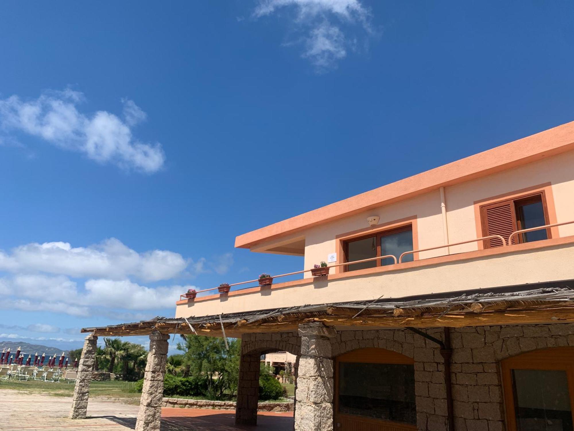Case Sul Mare Palau Exterior photo